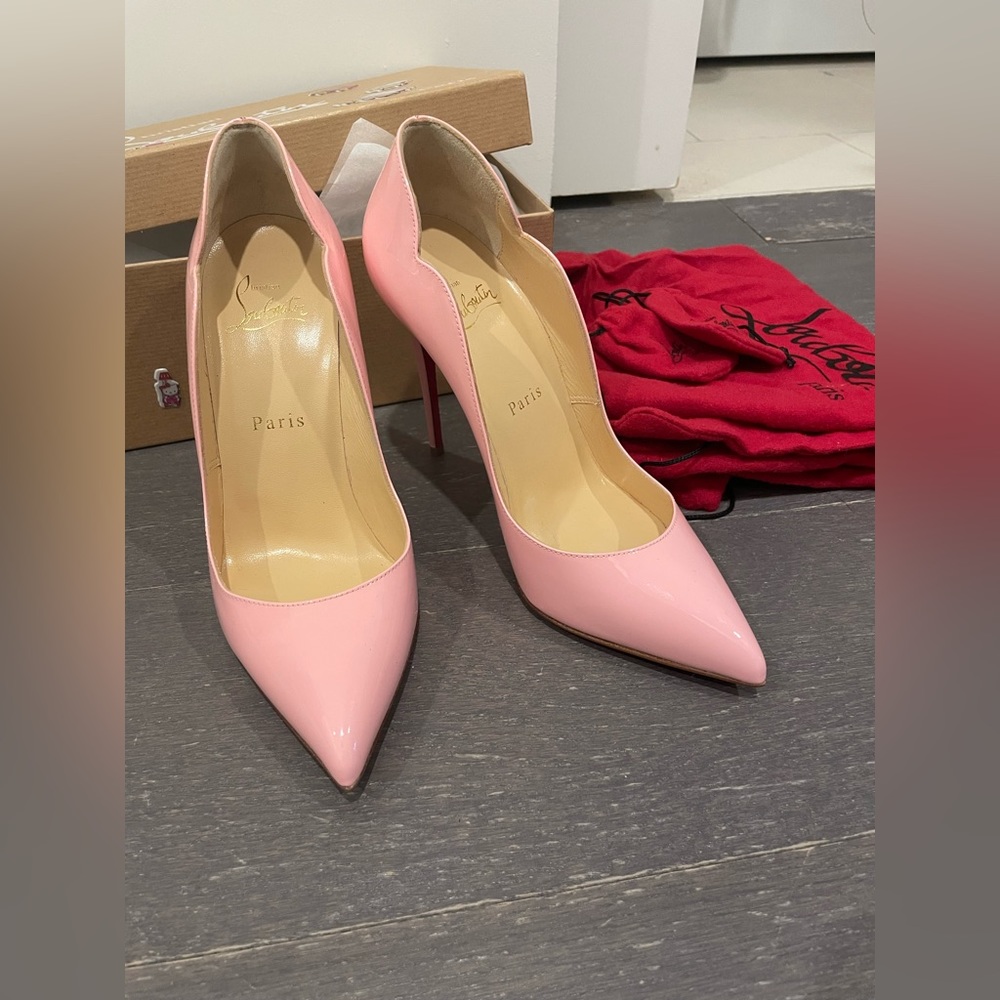 Pink Christian Louboutin Hot Chick 100